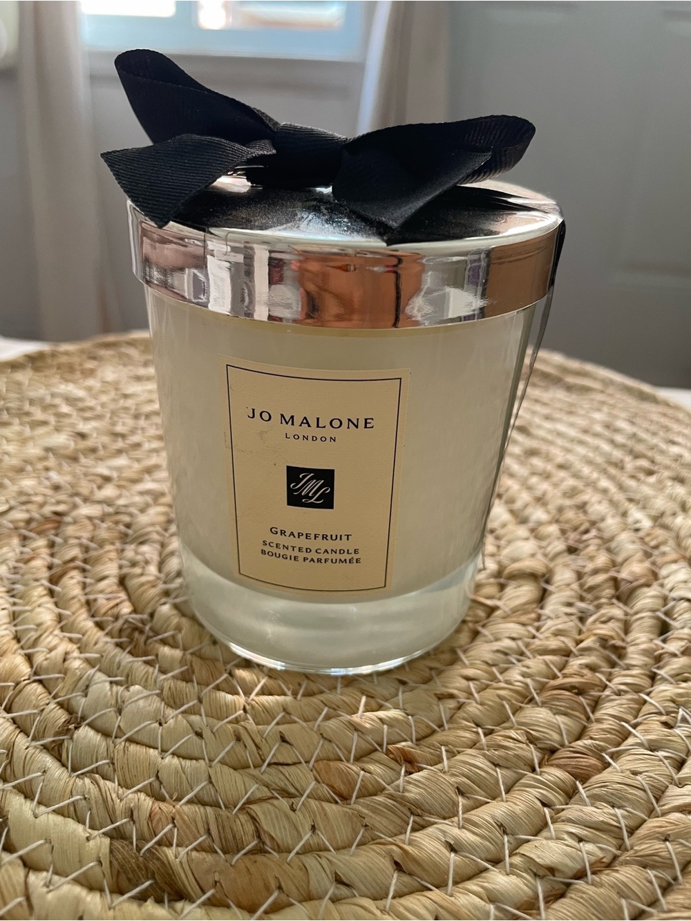 Jo Malone Grapefruit Scented Candle - white